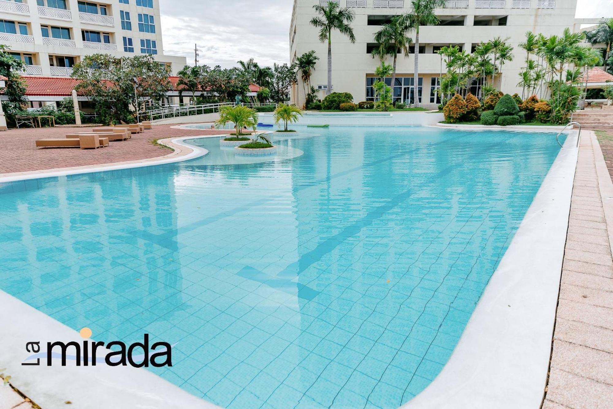 La Mirada Hotel Cebu Stadt Exterior foto