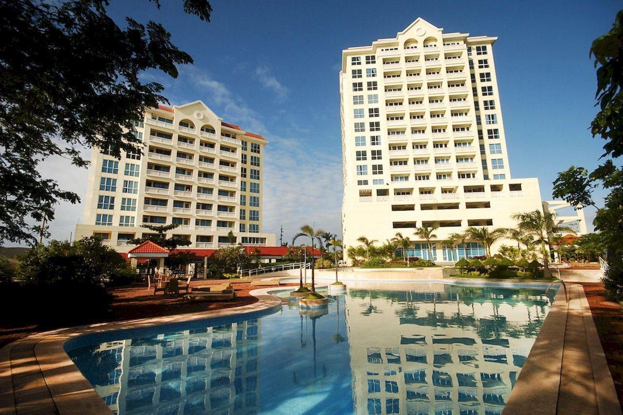 La Mirada Hotel Cebu Stadt Exterior foto