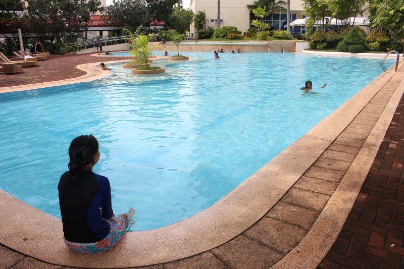 La Mirada Hotel Cebu Stadt Exterior foto